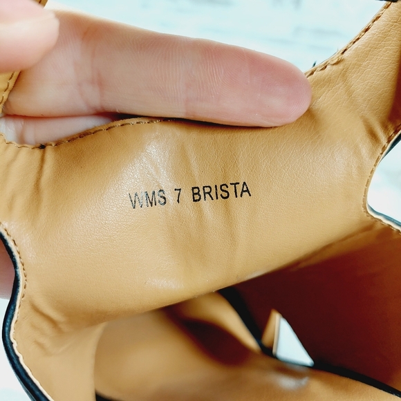 NEW DV Dolce Vita Brista Black Leather Block Heel Sandals A881 - Picture 9 of 11